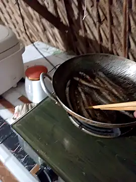 Snapshot of Lin-kute98 chatting on March 2026 12:49:01 PM Lin-kute98 online show from March 2026 12:49:01 PM