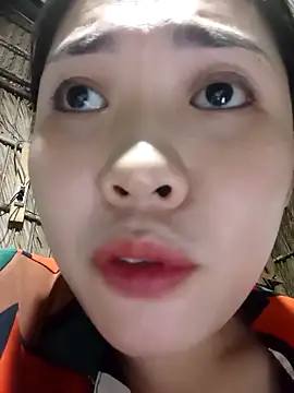 Snapshot of Lin-kute98 chatting on April 2026 12:58:02 PM Lin-kute98 online show from April 2026 12:58:02 PM