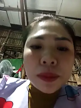 Snapshot of Lin-kute98 chatting on April 2026 10:40:02 PM Lin-kute98 online show from April 2026 10:40:02 PM