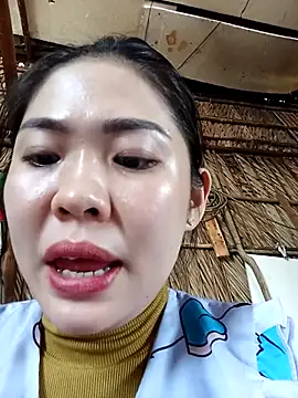 Snapshot of Lin-kute98 chatting on April 2026 06:19:01 AM Lin-kute98 online show from April 2026 06:19:01 AM