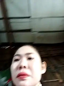 Snapshot of Lin-kute98 chatting on April 2026 01:00:02 AM Lin-kute98 online show from April 2026 01:00:02 AM