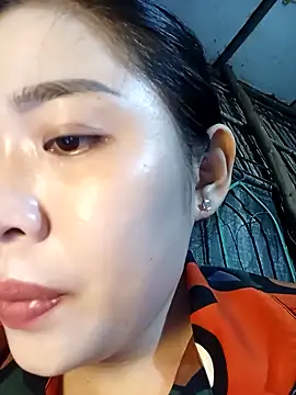Lin-kute98 online show from May 2026 12:54:01 PM