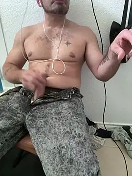 2addictivelyhorny online show from June 2026 10:10:01 PM