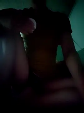 Snapshot of LianLaz chatting on December 2025 01:12:02 AM LianLaz online show from December 2025 01:12:02 AM