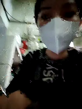 Snapshot of LianLaz chatting on February 2026 03:01:01 AM LianLaz online show from February 2026 03:01:01 AM