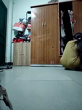 Snapshot of LianLaz chatting on February 2026 04:41:01 AM LianLaz online show from February 2026 04:41:01 AM