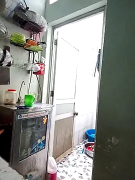 Snapshot of LianLaz chatting on February 2026 01:29:01 PM LianLaz online show from February 2026 01:29:01 PM