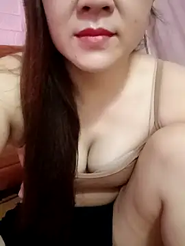 Lily-ross22 online show from July 2026 07:37:01 AM