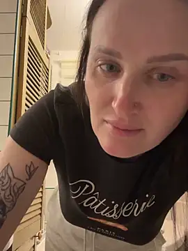 TomilaSi online show from February 2026 10:41:02 PM