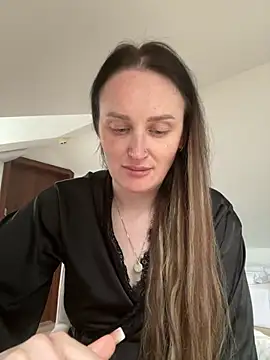 TomilaSi online show from May 2026 04:48:01 PM