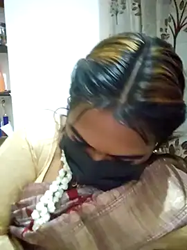 Tamil Smiley Queen online show from February 2026 08:29:02 PM