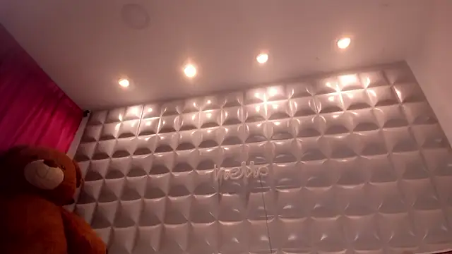 sol-angel online show from March 2026 04:01:02 PM