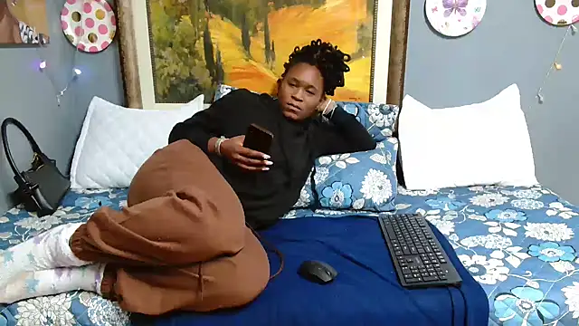 Snapshot of JuicyEbonyGoddess chatting on February 2026 08:27:02 PM JuicyEbonyGoddess online show from February 2026 08:27:02 PM