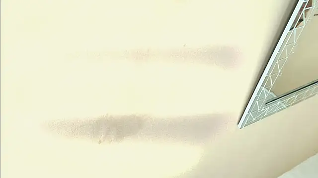 HallieStone online show from December 2025 12:01:02 PM