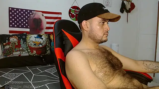 Snapshot of holegape chatting on December 2025 10:14:01 PM holegape online show from December 2025 10:14:01 PM