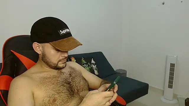 holegape online show from April 2026 05:50:01 PM