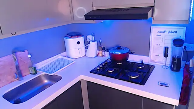 SaraAndrade  online show from December 2025 06:27:02 PM