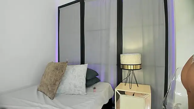 Snapshot of niicole_steele_ chatting on March 2026 09:10:01 PM niicole steele online show from March 2026 09:10:01 PM