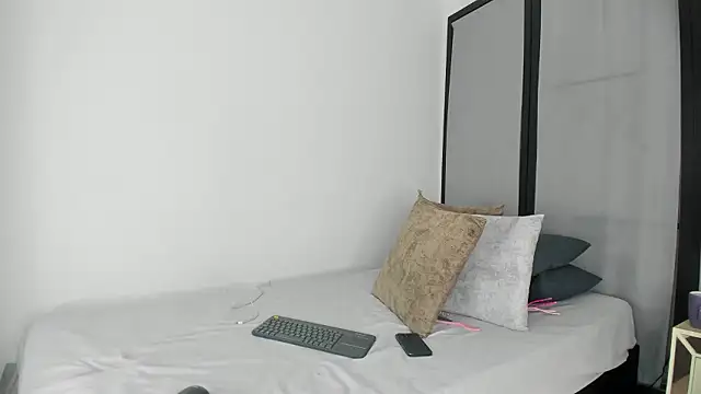 Snapshot of niicole_steele_ chatting on March 2026 09:07:01 PM niicole steele online show from March 2026 09:07:01 PM