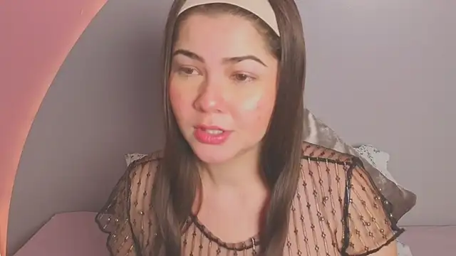 amyvans  online show from May 2026 11:25:02 PM
