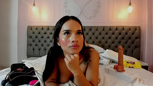 Snapshot of carol_69 chatting on February 2026 03:43:01 PM carol 69 online show from February 2026 03:43:01 PM