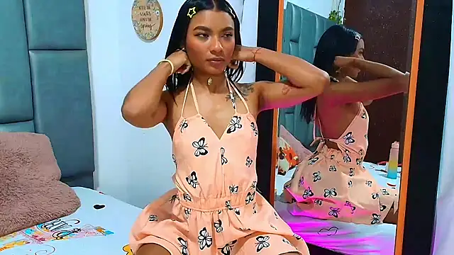 Snapshot of TashaNaughty4u chatting on January 2026 12:33:02 PM TashaNaughty4u online show from January 2026 12:33:02 PM