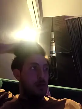 Razvan696969 online show from March 2026 10:27:02 PM