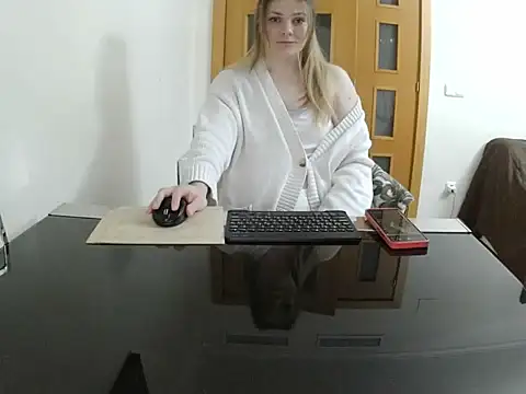 Snapshot of Adelyxveex chatting on January 2026 11:52:02 PM Adelyxveex online show from January 2026 11:52:02 PM