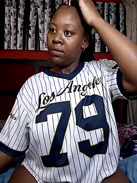 Snapshot of SavageHoney chatting on February 2026 01:38:02 PM SavageHoney online show from February 2026 01:38:02 PM