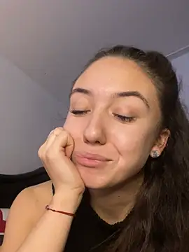 Snapshot of CristinaSw chatting on February 2026 07:36:02 PM CristinaSw online show from February 2026 07:36:02 PM