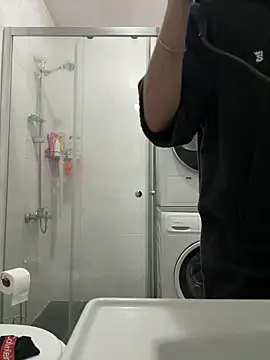 Snapshot of Bigefe chatting on February 2026 08:16:02 PM Bigefe online show from February 2026 08:16:02 PM