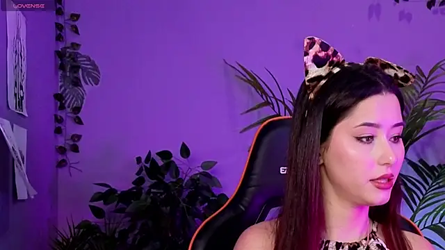 RedMidnight online show from November 2025 08:21:02 PM