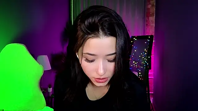 RedMidnight online show from July 2026 08:52:02 PM