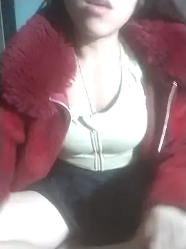 Snapshot of tieutam122 chatting on February 2026 08:02:01 PM tieutam122 online show from February 2026 08:02:01 PM