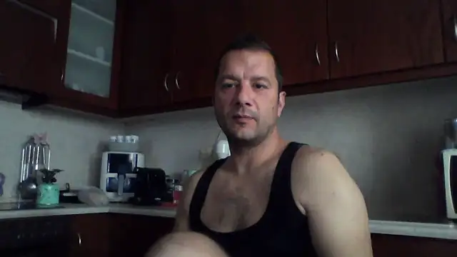 Snapshot of Billakos chatting on May 2026 07:39:01 AM Billakos online show from May 2026 07:39:01 AM