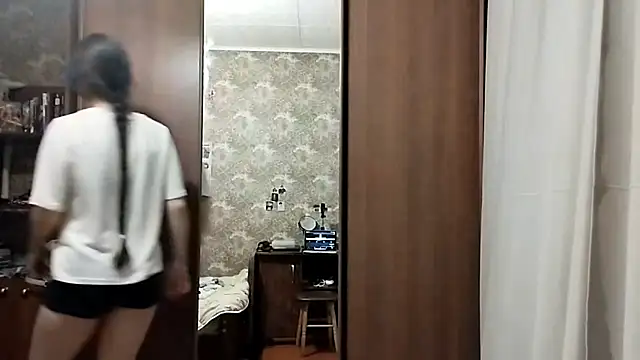 Snapshot of ArianeRandy chatting on December 2025 03:08:01 PM ArianeRandy online show from December 2025 03:08:01 PM