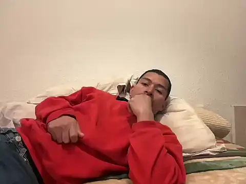 Snapshot of esleider12 chatting on December 2025 10:53:01 AM esleider12 online show from December 2025 10:53:01 AM