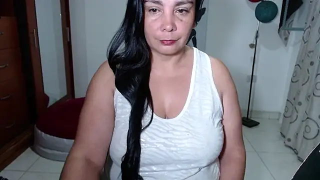 vivian-milf online show from May 2026 01:43:01 AM
