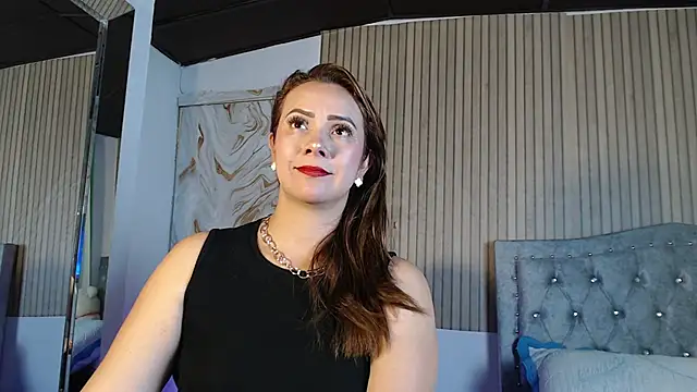 Snapshot of Karla_Ferrer_x chatting on January 2026 08:00:01 PM Karla Ferrer x online show from January 2026 08:00:01 PM