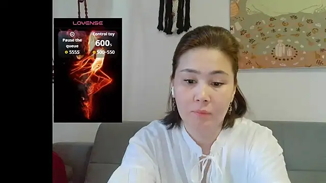 Nettie Allie online show from March 2026 02:31:02 PM