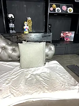 Snapshot of Brand_Collins chatting on January 2026 09:40:02 PM Brand Collins online show from January 2026 09:40:02 PM