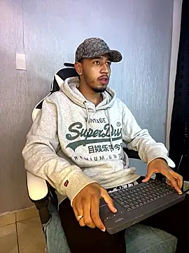 Snapshot of Brand_Collins chatting on January 2026 11:15:02 AM Brand Collins online show from January 2026 11:15:02 AM