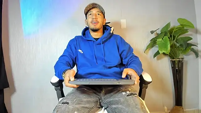 Snapshot of Brand_Collins chatting on February 2026 11:16:01 AM Brand Collins online show from February 2026 11:16:01 AM