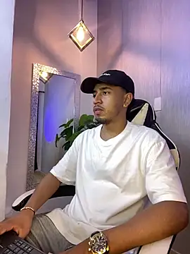 Snapshot of Brand_Collins chatting on February 2026 11:30:01 AM Brand Collins online show from February 2026 11:30:01 AM