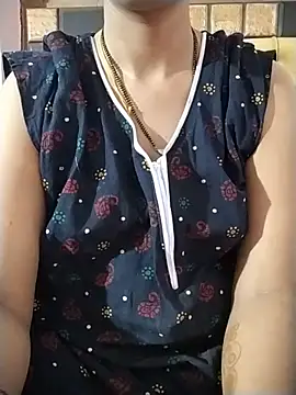 RASHMI SHARMA9 online show from May 2026 10:08:02 PM