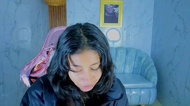 serabella s online show from February 2026 01:04:01 PM