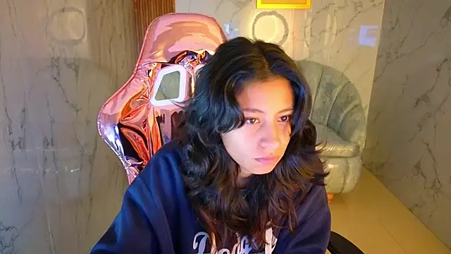 serabella s online show from February 2026 01:01:02 PM