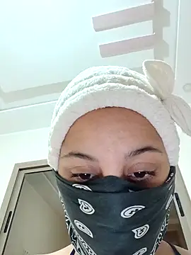 Snapshot of Ghizosexx69 chatting on December 2025 09:55:01 PM Ghizosexx69 online show from December 2025 09:55:01 PM