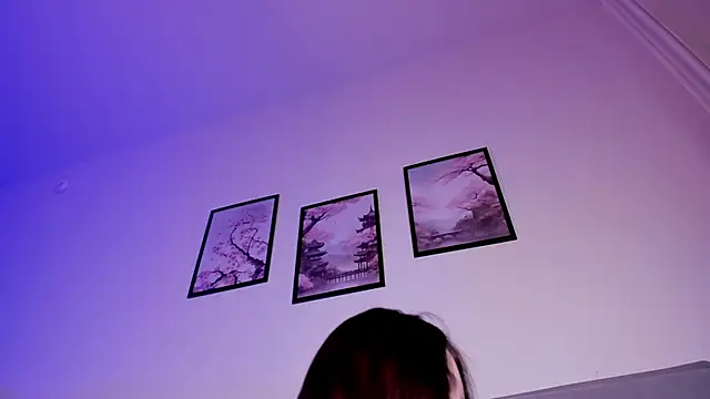 KessyLayssa online show from February 2026 06:11:01 PM