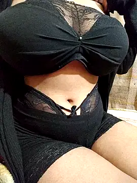 Mariposa luv online show from February 2026 08:29:02 PM